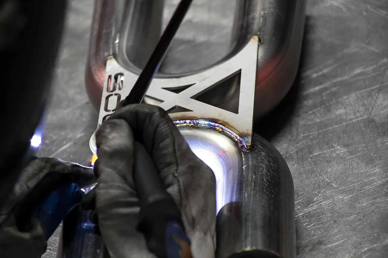 997.2 Carrera Center Muffler Bypass Exhaust