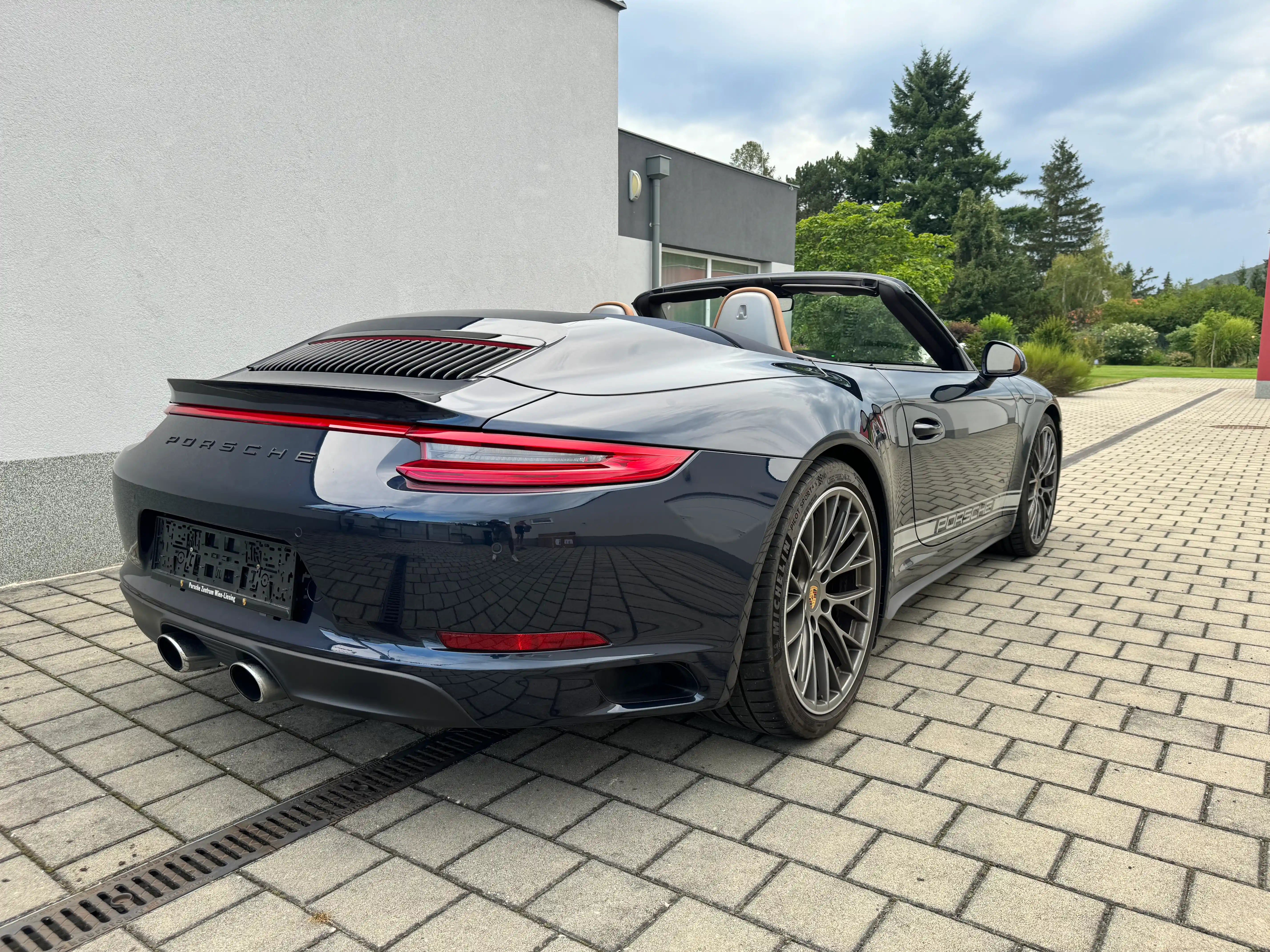 991.2 Edition Ducktail