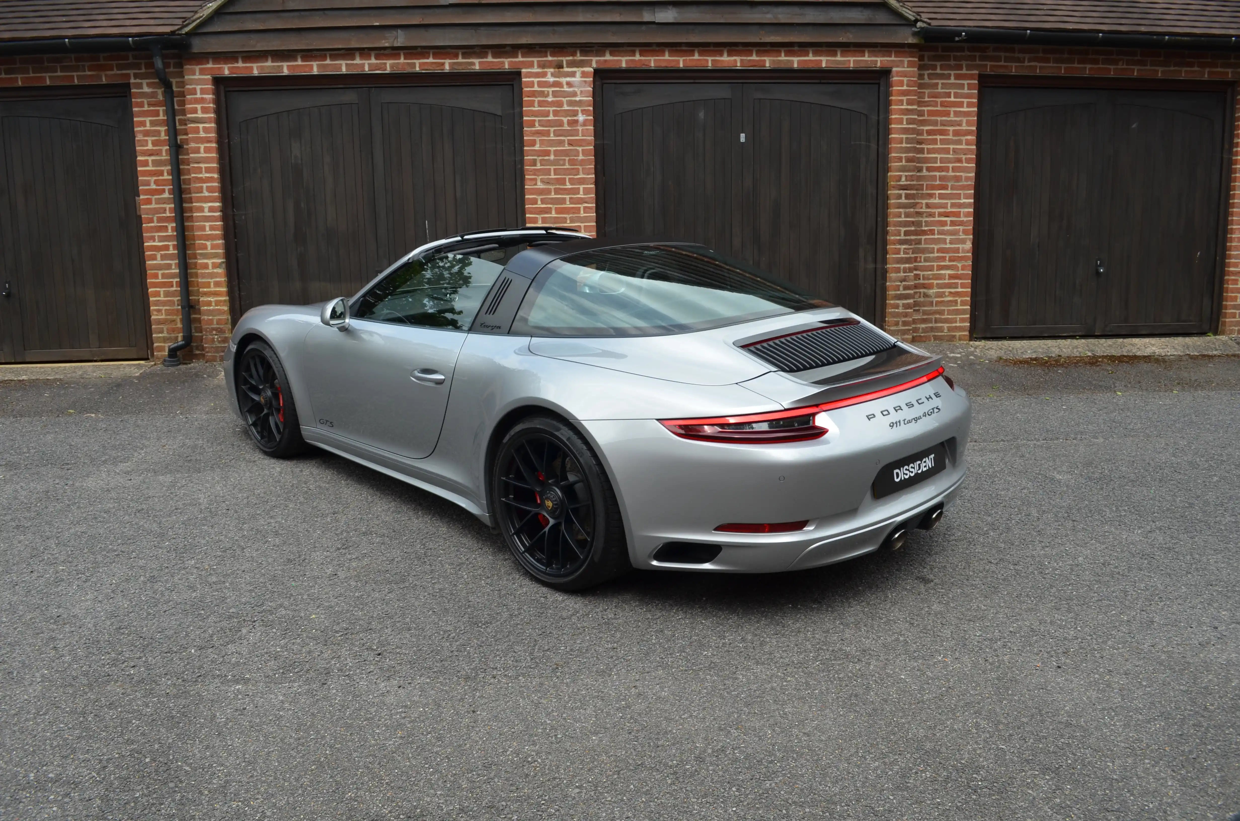 991.2 Edition Ducktail