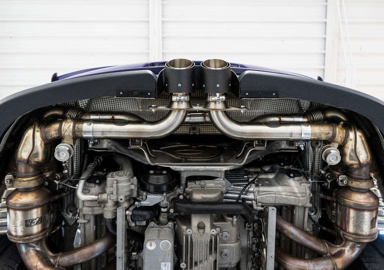 997 GT3 / GT3 RS Center Muffler Bypass Pipe